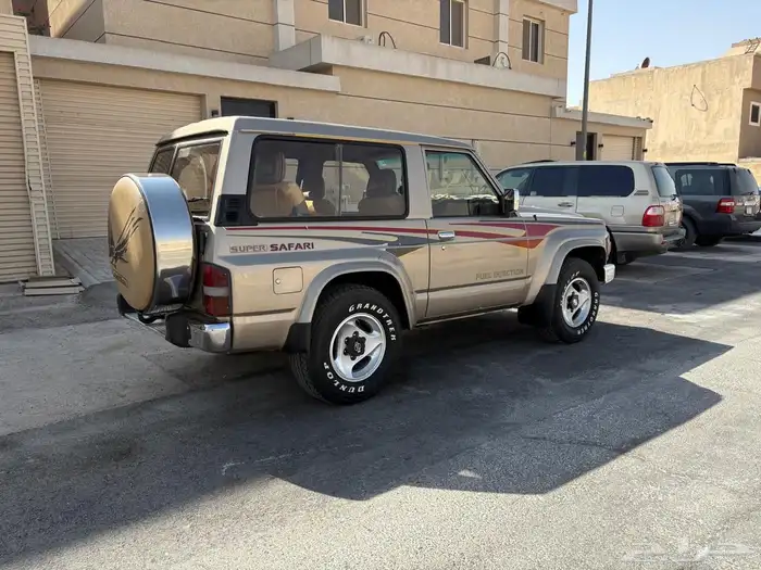 نيسان باترول 33