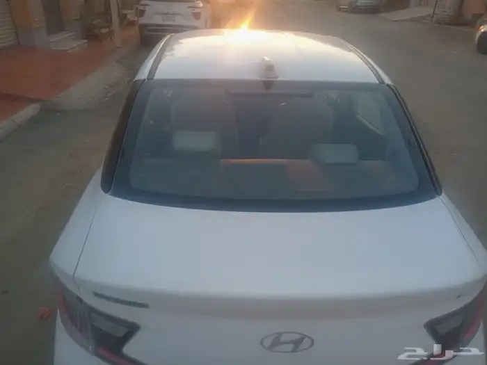 i10مصدومة ومصلحة للبيع 6