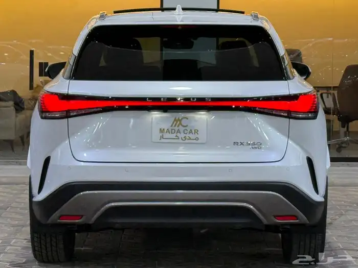 لكزس ار اكس بنزين مديل 2024 كندي عداد 18700 الف كيلو 26