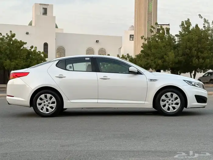 للبيع كيا اوبتما 2013 ستاندر وكاااله 4