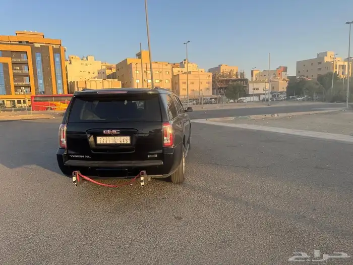 جمس يوكن XL اسود للبيع 3