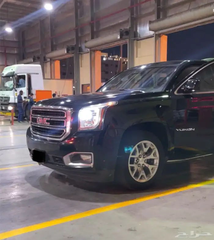 جمس يوكن اسود ملكي 2015 بودي بلد 0