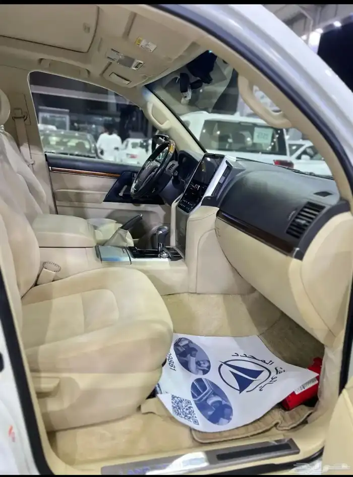 تويوتا لاندكروزر GXR 2017 فل كامل ماشي 258 الف 7