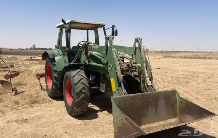 حراثه فنت اربعه سرندل دبل معها جميع معداتها نظيفه 12