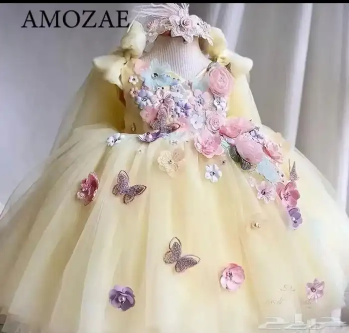 فستان لطيف العمر تقريبا سنتين الى ثلاثه سنين السعر 300 1