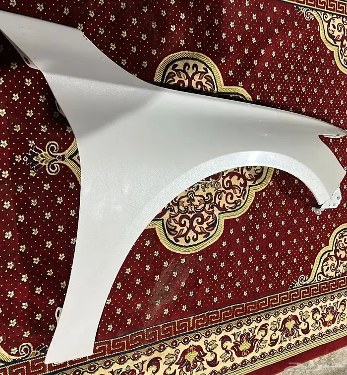 للبيع رفرف اكورد يمين يركب من 2018 الى 2022 2