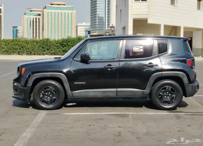 جيب رينيجيد سبورت 2016 للبيع - نظيف جدا  - ممشى قليل 9