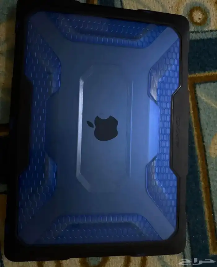 ماك بوك برو 13 شريط لمسي 4