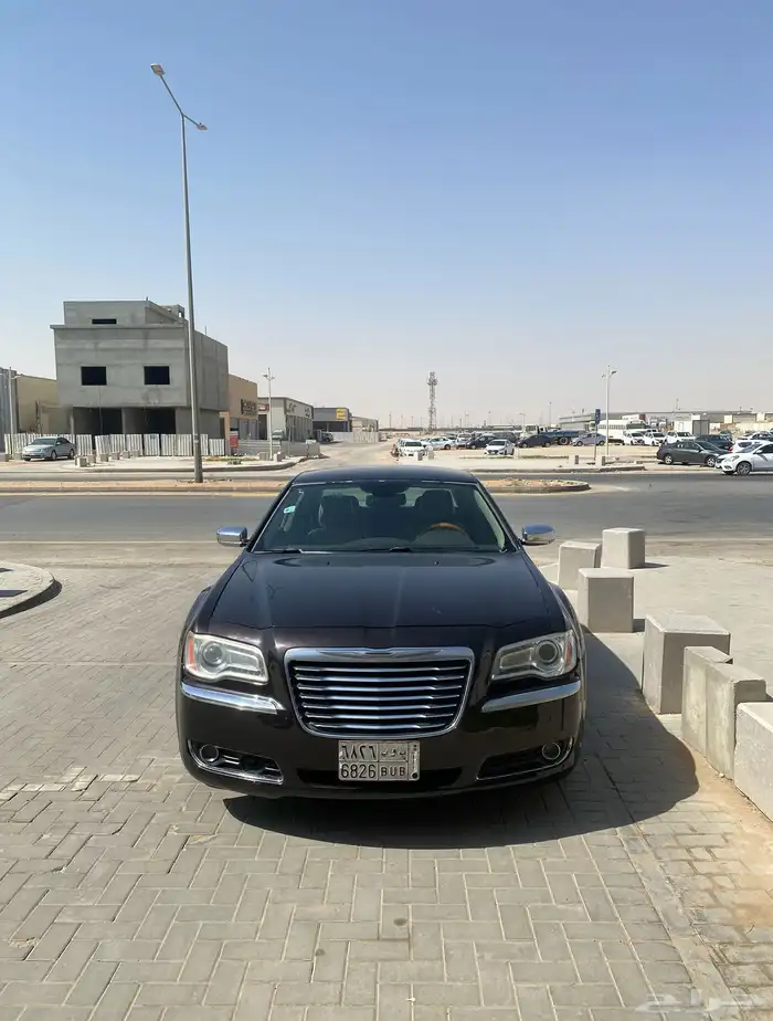 كرايسلر 2012 4