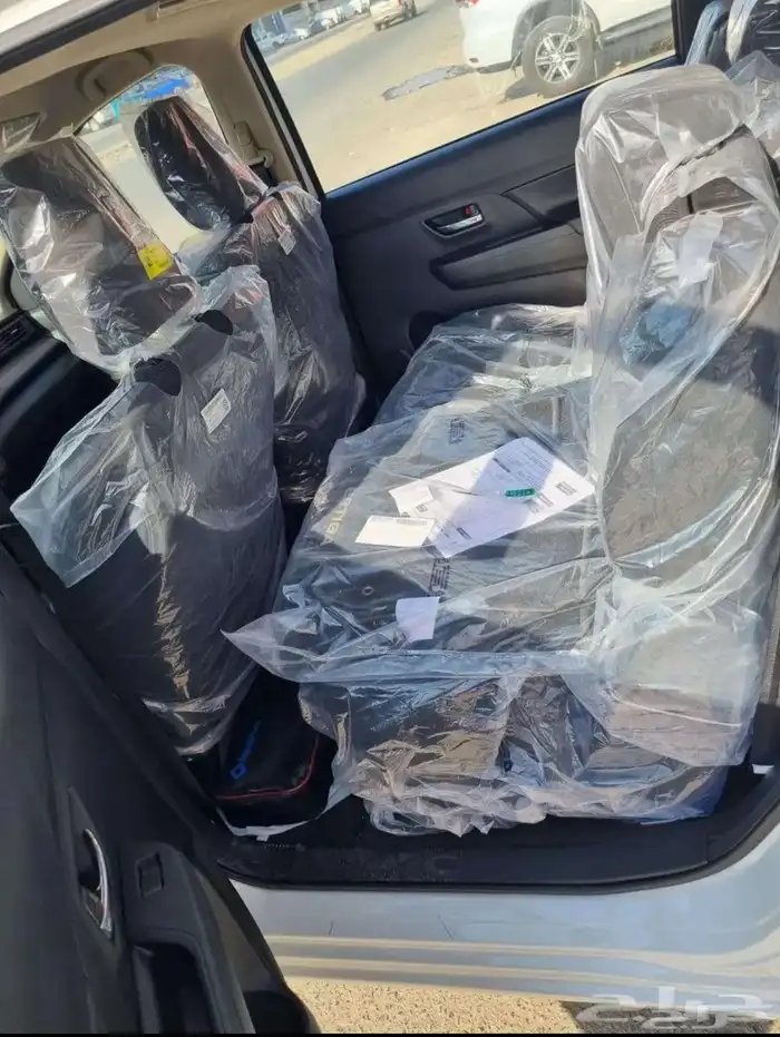 سوزوكي ارتيجا 2025 حصري وبخصم خاص 3