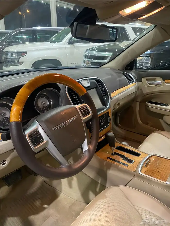 كرايسلر 2012 5