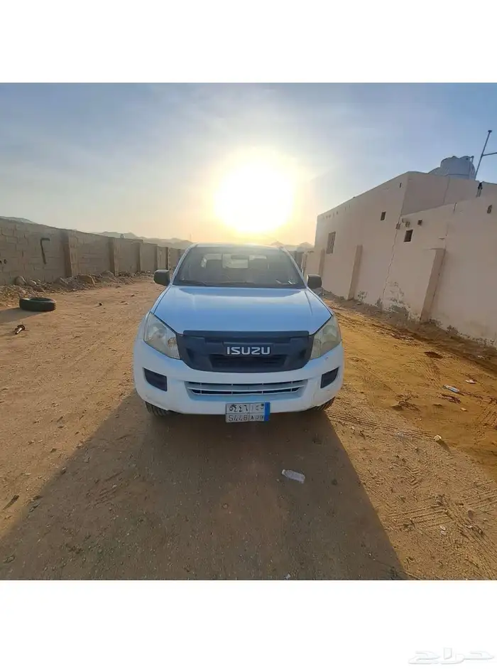 وانيت ايسوزو غمارتين دبل للبيع 1