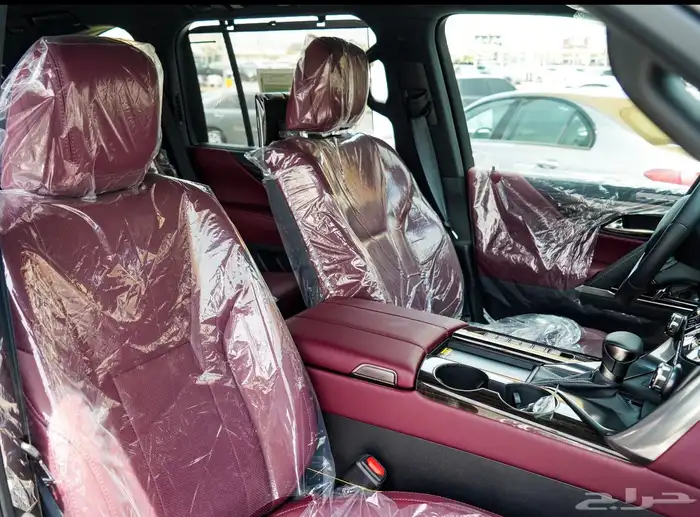 لكزس LX 500 ديزل بريمي اصفار 2025 7