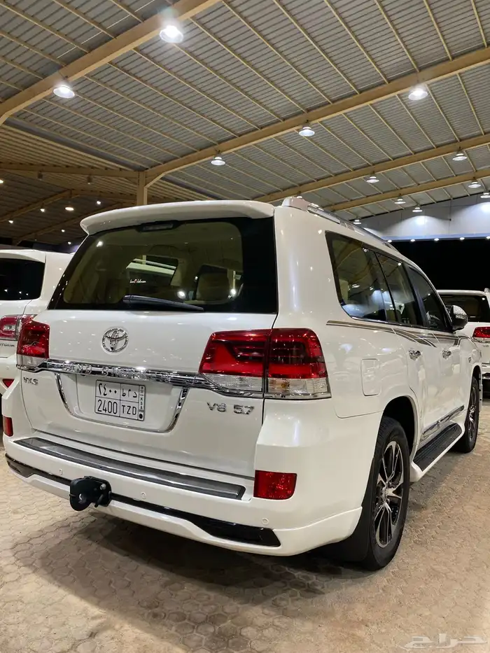 للبيع جيب VXS فل كامل 2016 هيدروليك بريمي عداد 74 الف 6