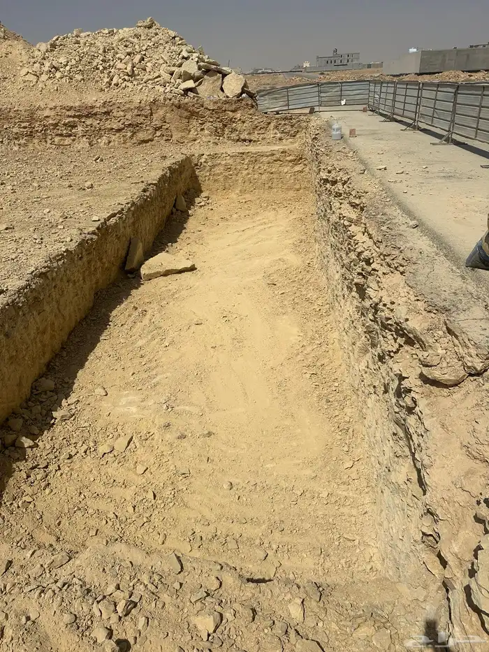 بوكلين حفر ترحيل 1