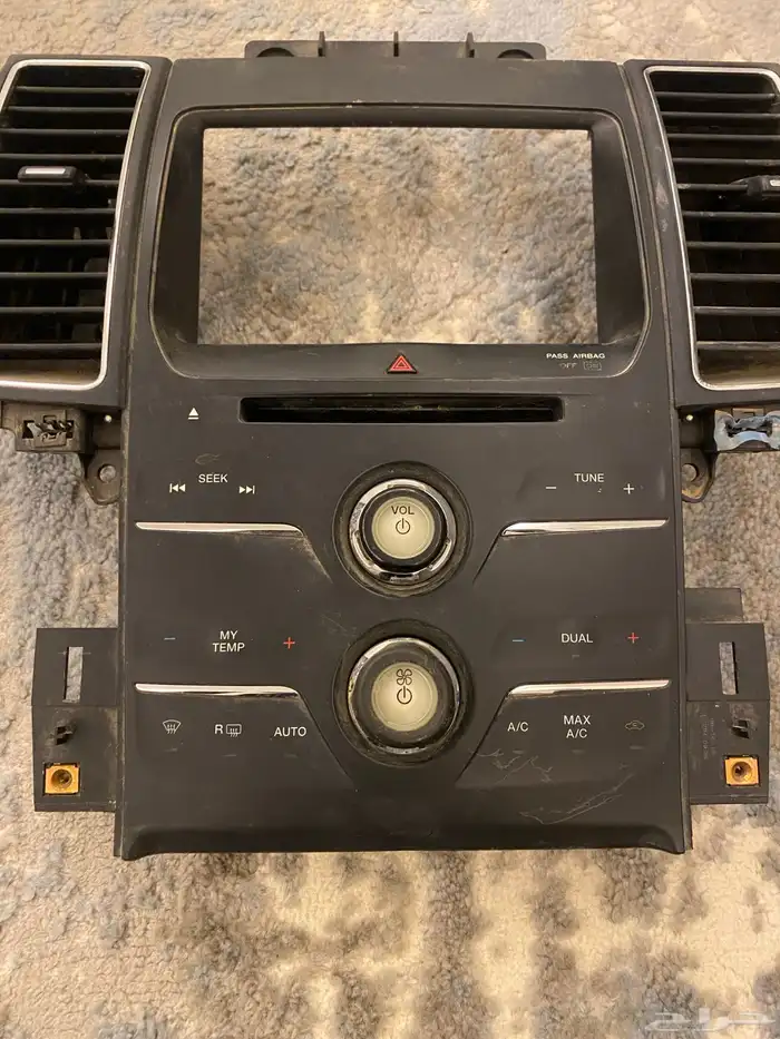 شاشة فورد تورس 2015 فل كامل 9