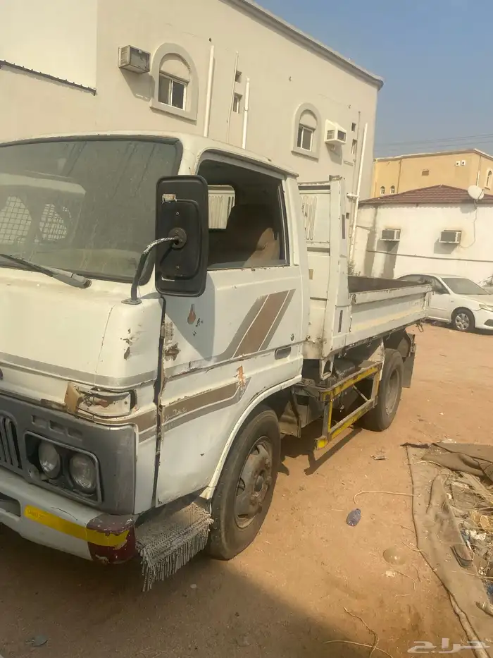 شاحنة نقل خفيفه ل تراب 2