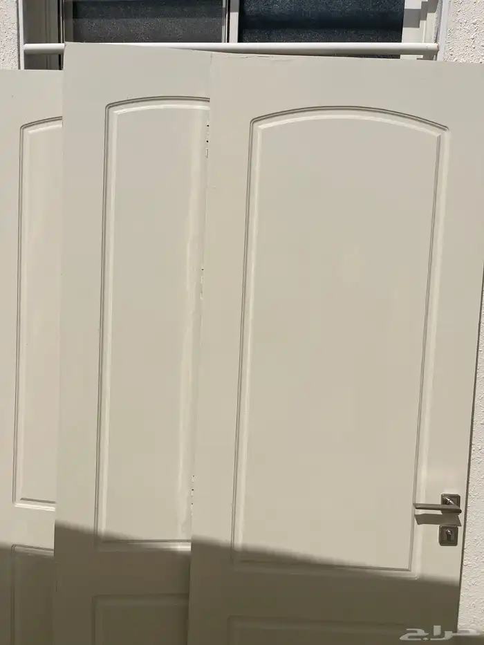 أبو اب خشب 130 في 80 استخدام سنه سبب البيع تغيير ابواب الم 2