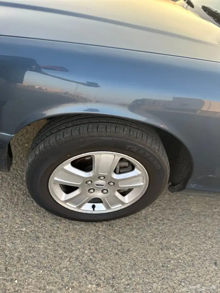 فكتوريا كحلي فل كامل نظيف 16