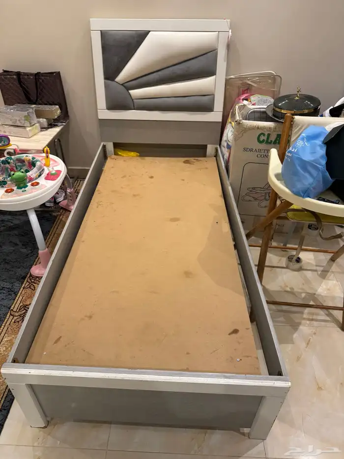 سرير نظيف للبيع عدد 2 3