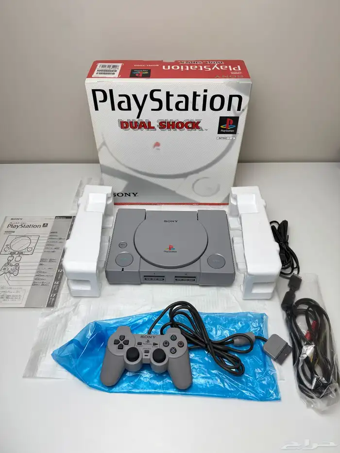 جهاز بلايستيشن 1 إصدار ياباني (SCPH-7000) 1