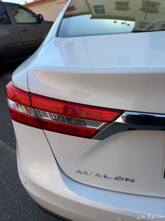 تويوتا افالون فل كامل فئة ليموتد 2013 28