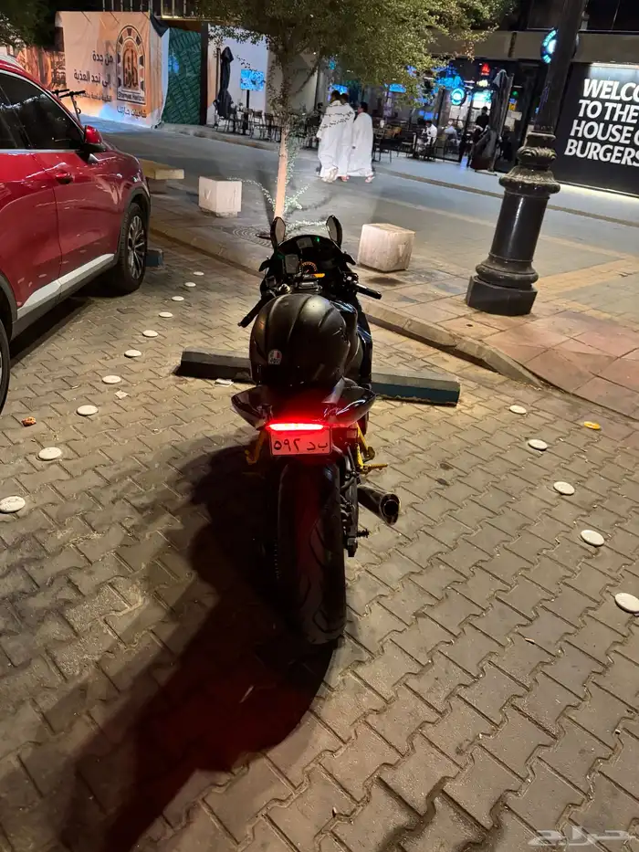 دباب هوندا CBR 1000 للبيع 10