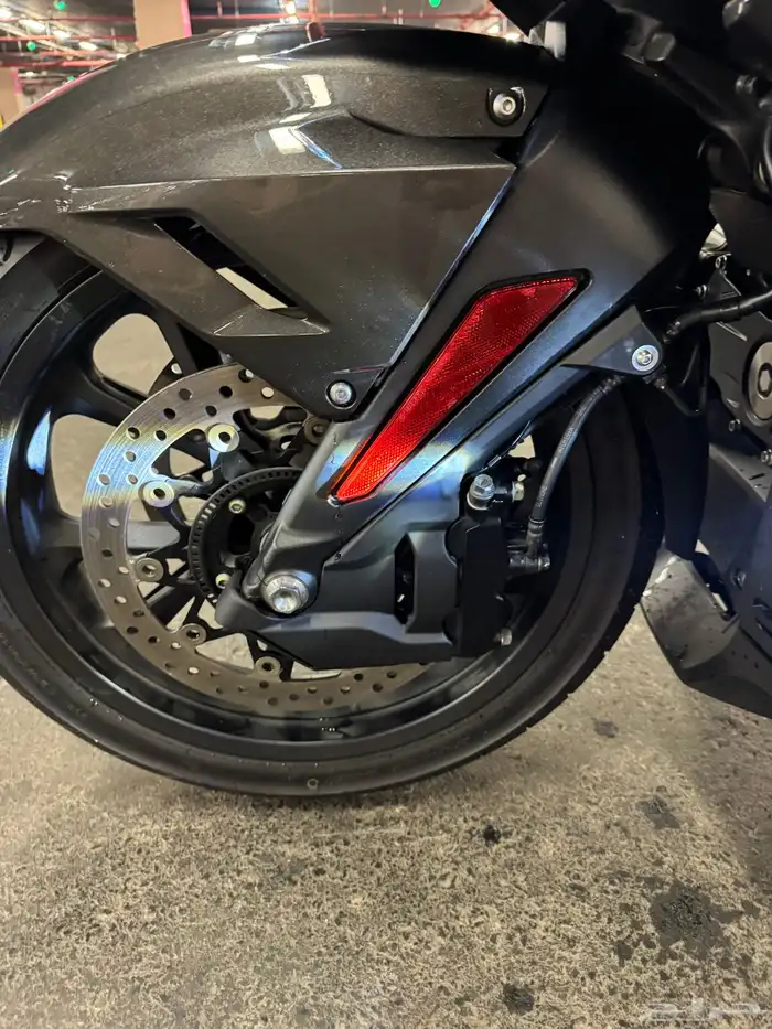 قولد وينق 2024 بلاك اديش موكا 8