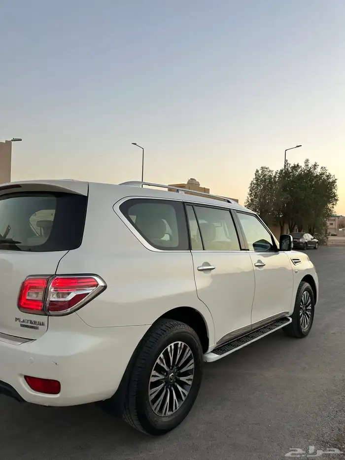 نيسان باترول بلاتينيوم 2014 للبيع 4