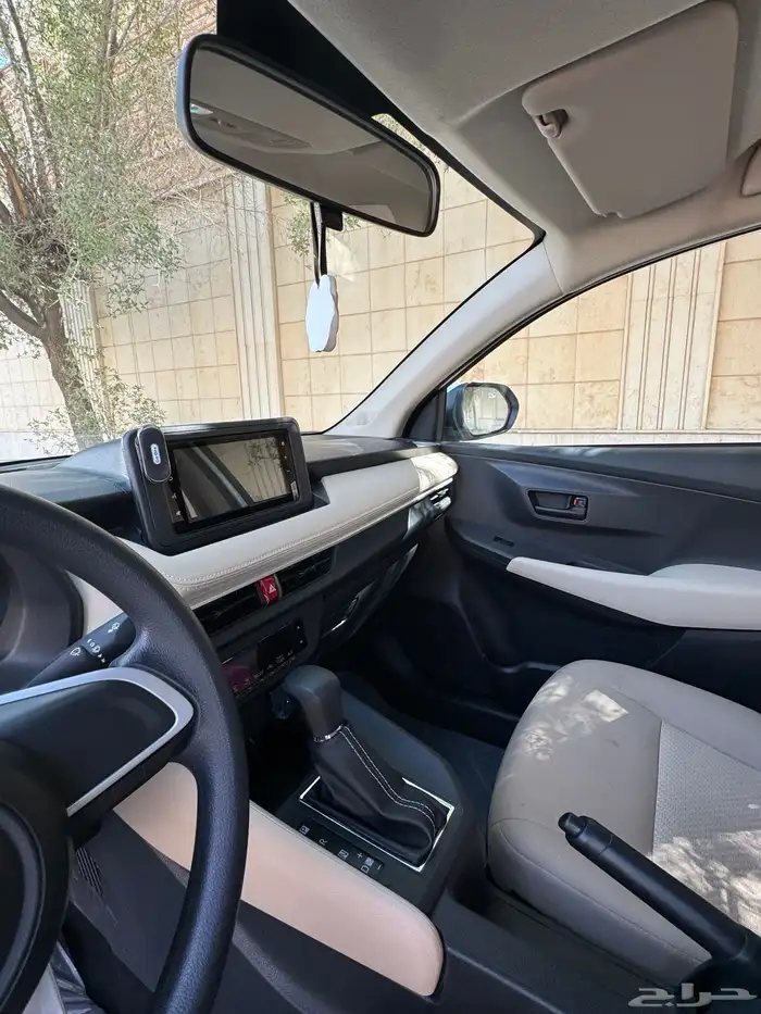 سياره تويوتا يارس مديل 2024 8