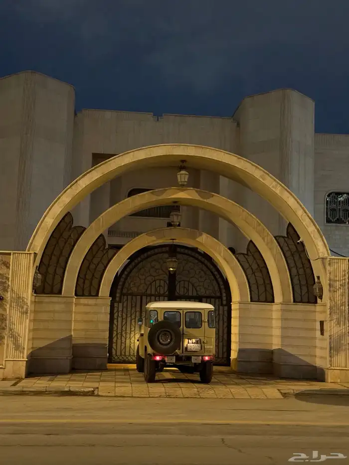 جيب ربع مصندق FJ40 للبيع 6