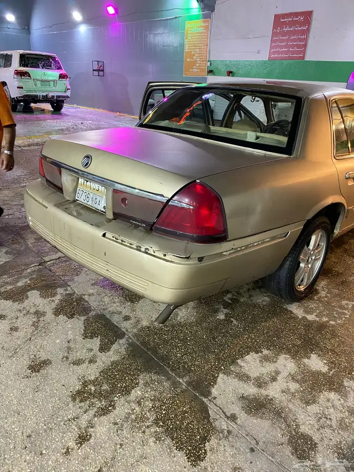 فورد ماكيز 2000 4