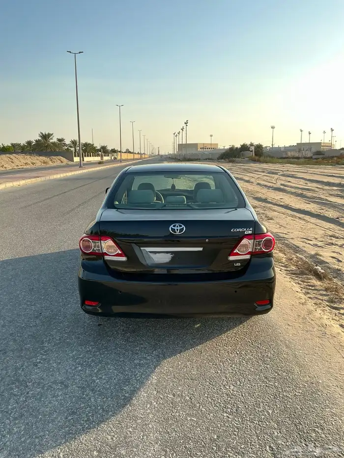 للبيع كورولا 2011 تماتيك 2