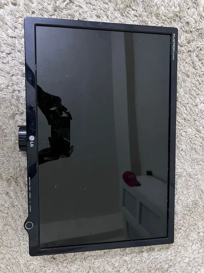 شاشة للبيع 1