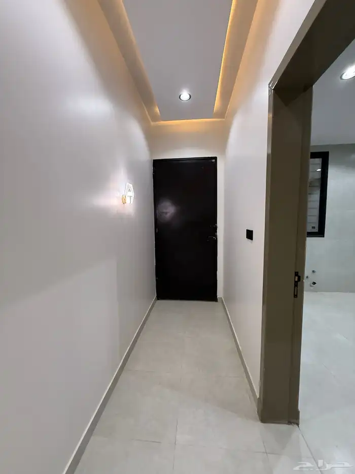 للبيع شقق ارضيه وارواف علويه بأسعار صيدة بموقع مميز بالخميس 10