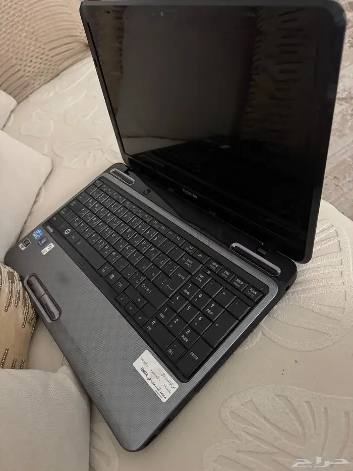 للبيع لابتوب توشيبا ستالايت SATELLITE L755 1