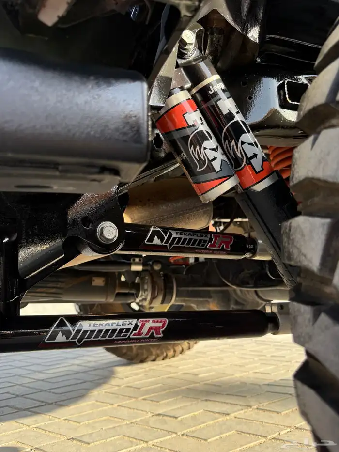 جيب قلاديتور Jeep Gladiator 2023 23