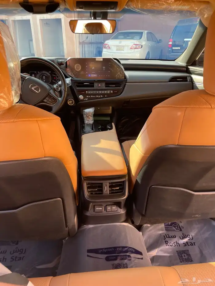 لكزس ES300h 2024 للبيع 10