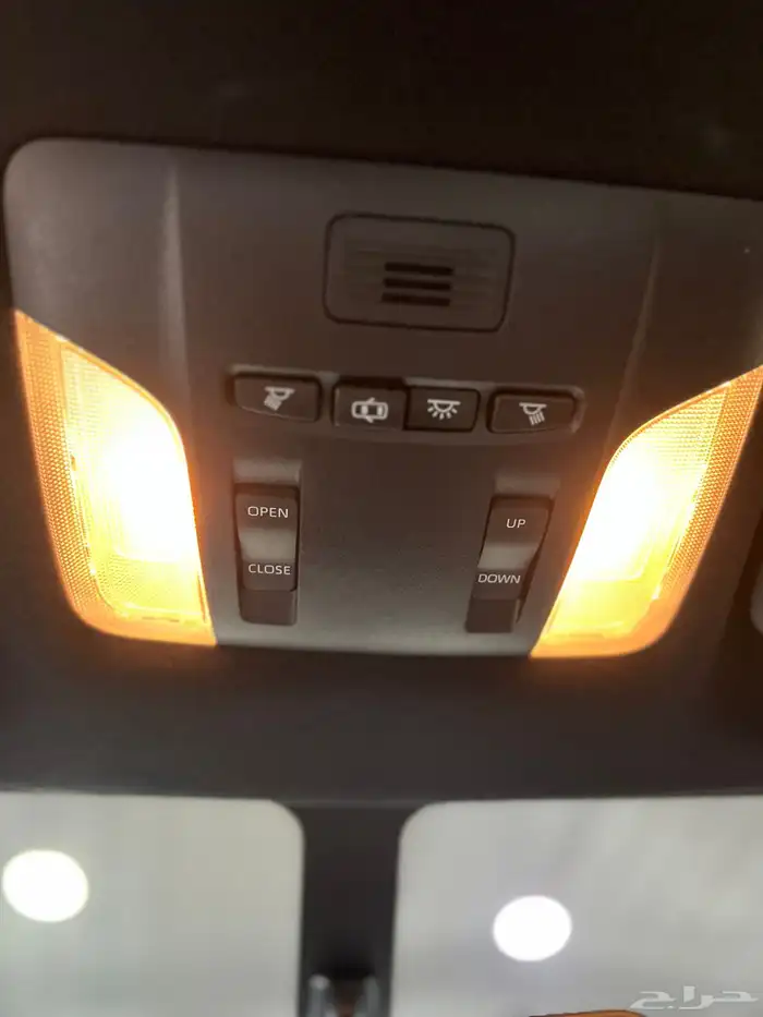 تويوتا   كورولا كروس XLE نص فل هايبرد 2023 جديد 83.000 شامل 14