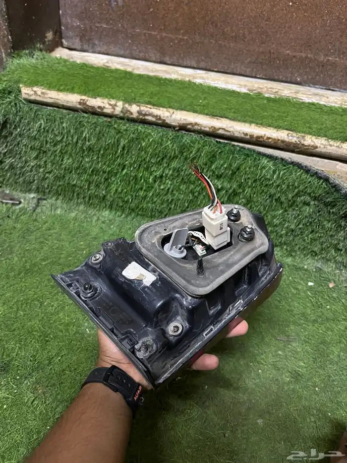 اسطب شنطة يمين كدينزا 2015-2016 اصلي 2