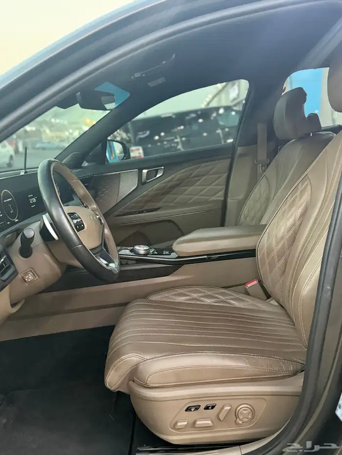 كيا k8 موديل 2022 5