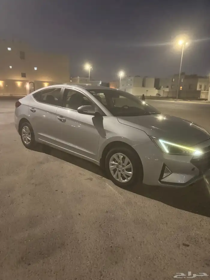 النترا مديل 2020 لون فضي 2