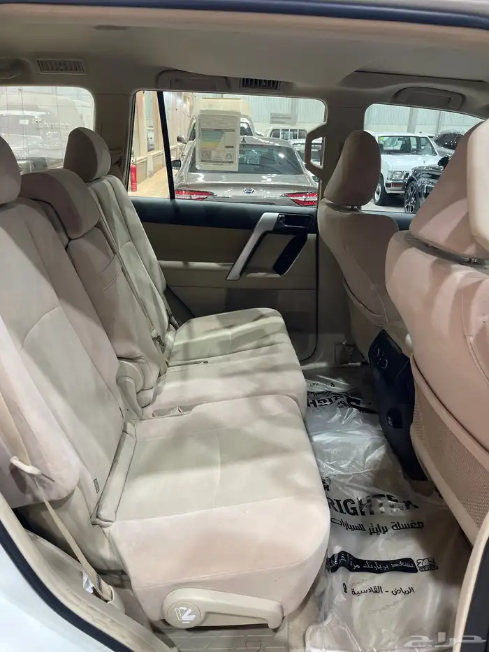 تويوتا برادو V6 موديل 2023 نظيف جدا 11