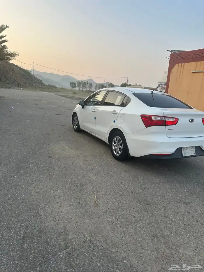 كيا ريو نضيف 14