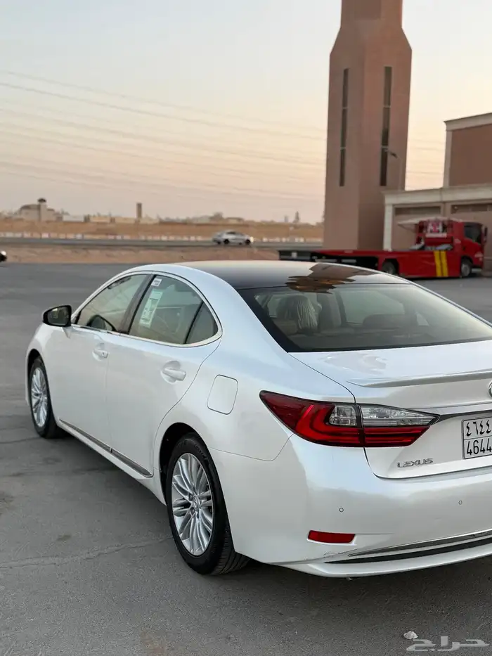 لكزس 2017 ممشى قليل 9