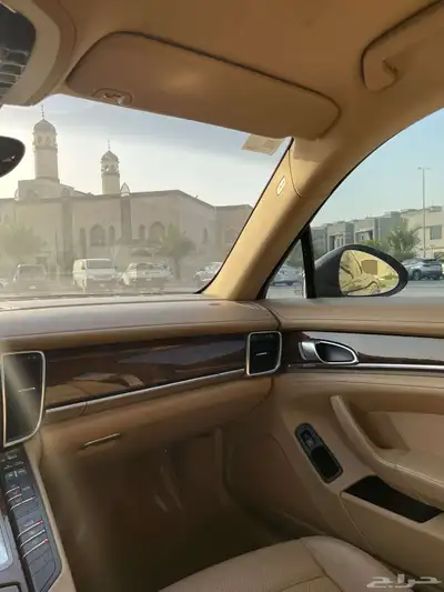 بورش باناميرا 2012 index