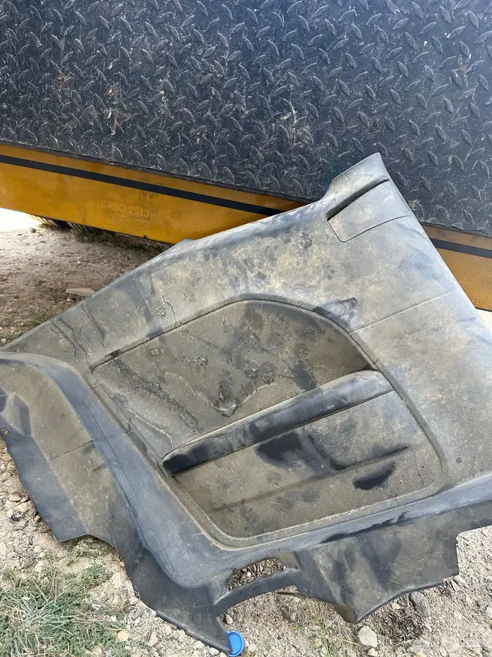 دوج سالنجر 2013قطع وكاله للبيع 34