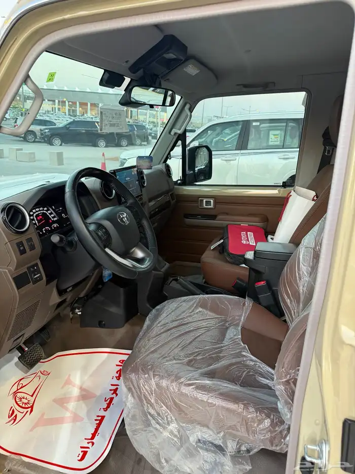 شاص رفرف بنزين اتوماتيك فل كامل 2025 سعودي شبه جديد 6