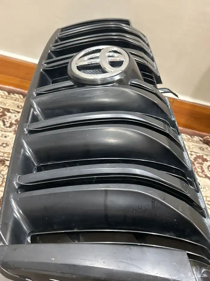 شبك برادو 2010 اصلي وكاله اسود 3