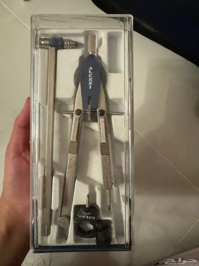 ادوات هندسية مع كامل الاغراض 4